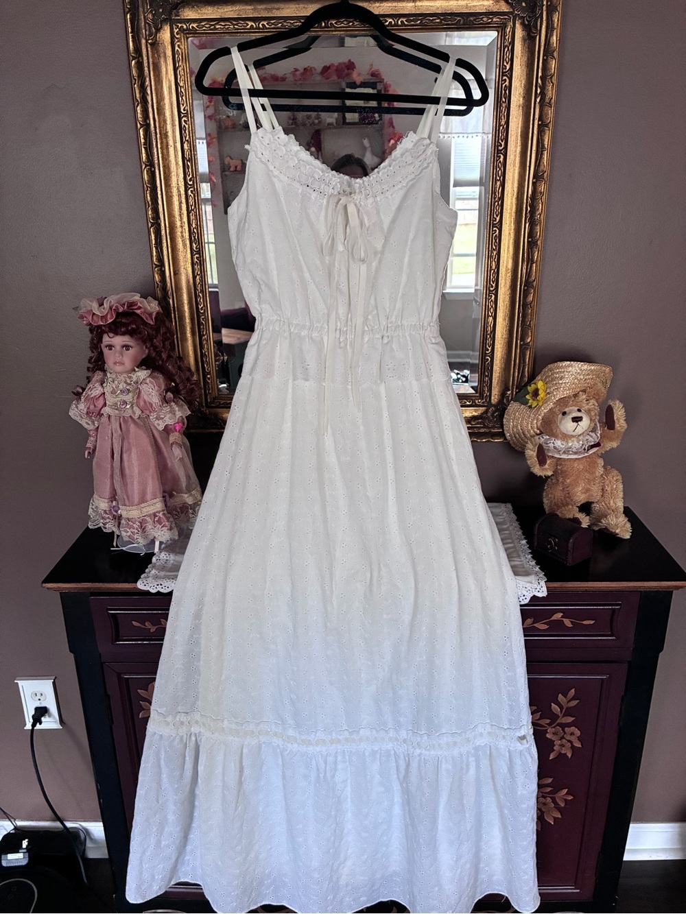 Vintage 70s Trivia Charm Hollywood White Eyelet Prairie Maxi Dress